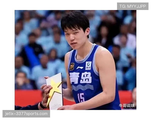 杨瀚森无球跑动提升防守效率显著拉开与同位置对手差距
